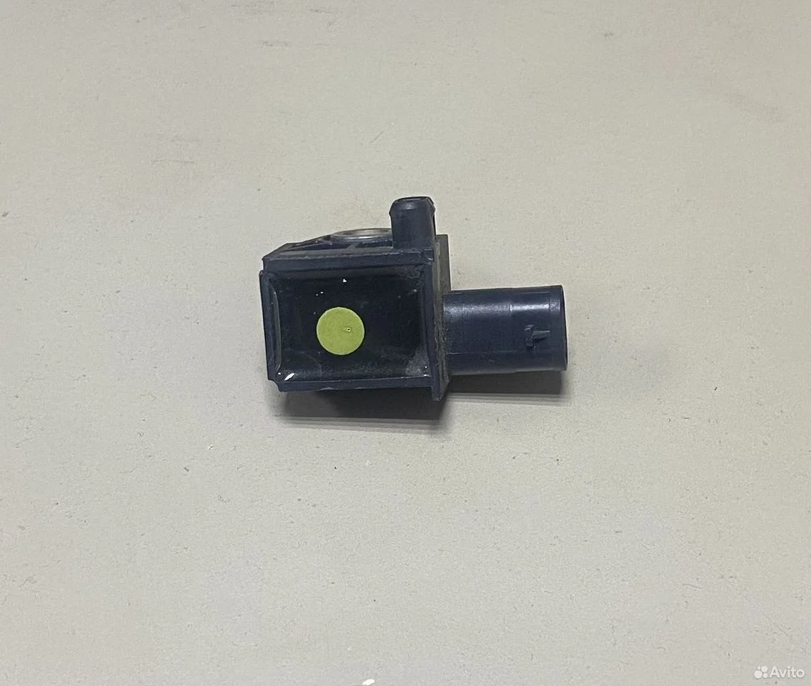 Датчик удара подушки безопасности vw tiguan 5n 1