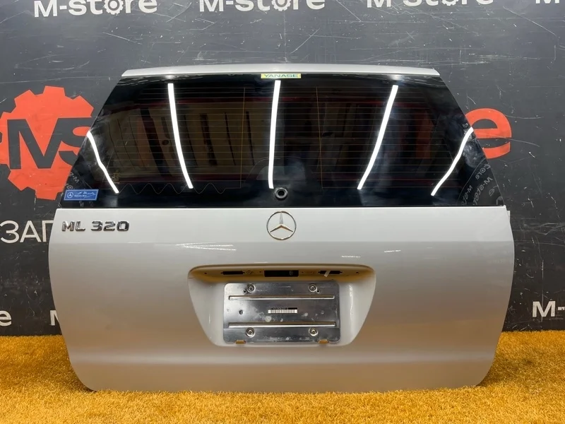 Крышка (дверь) багажника Mercedes-Benz M-Class 2000 A1637400505 W163 112.942
