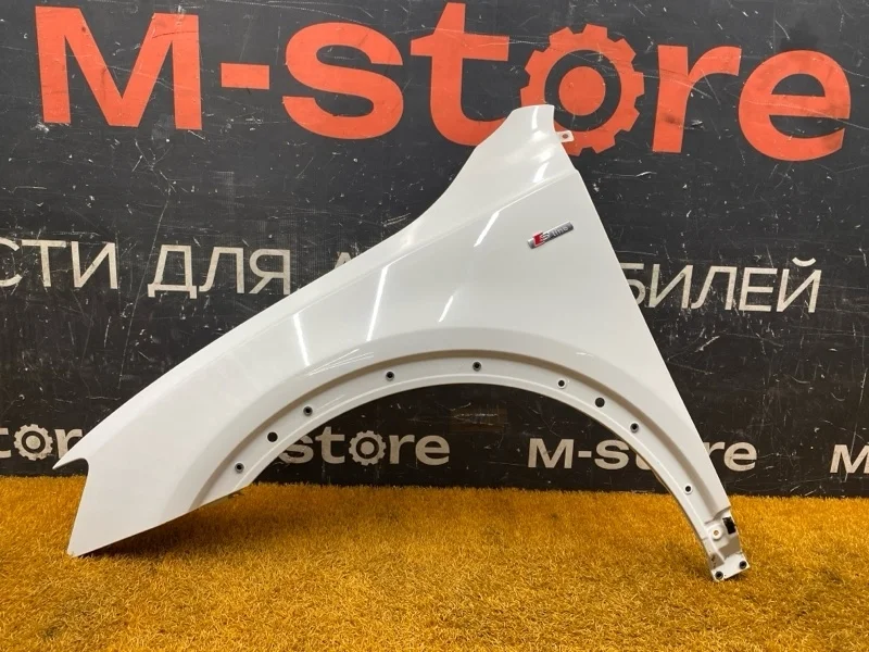 Крыло Audi Q3 2013 8U0821105 8U CCZC, переднее левое