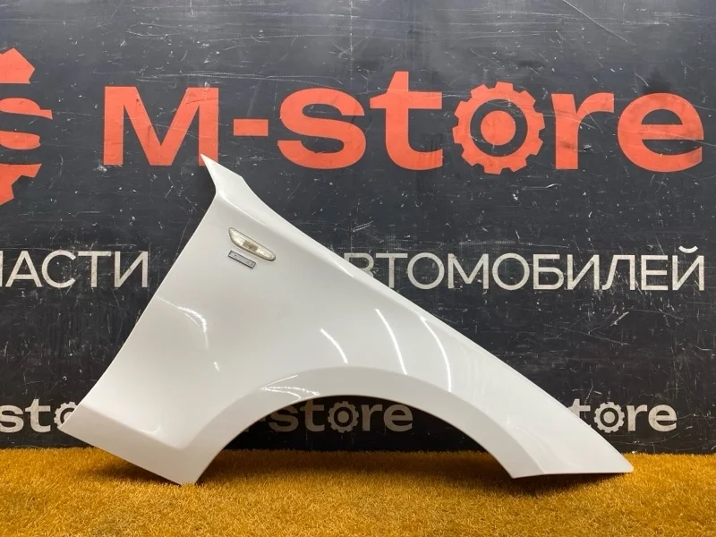 Крыло Bmw 1-Series 2008 41357133228 E87 N52B30A, переднее правое