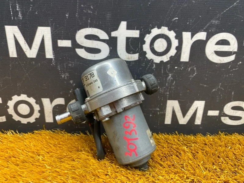 Насос вакуумный Audi A4 2007 8E0927317B B7/8E ALT