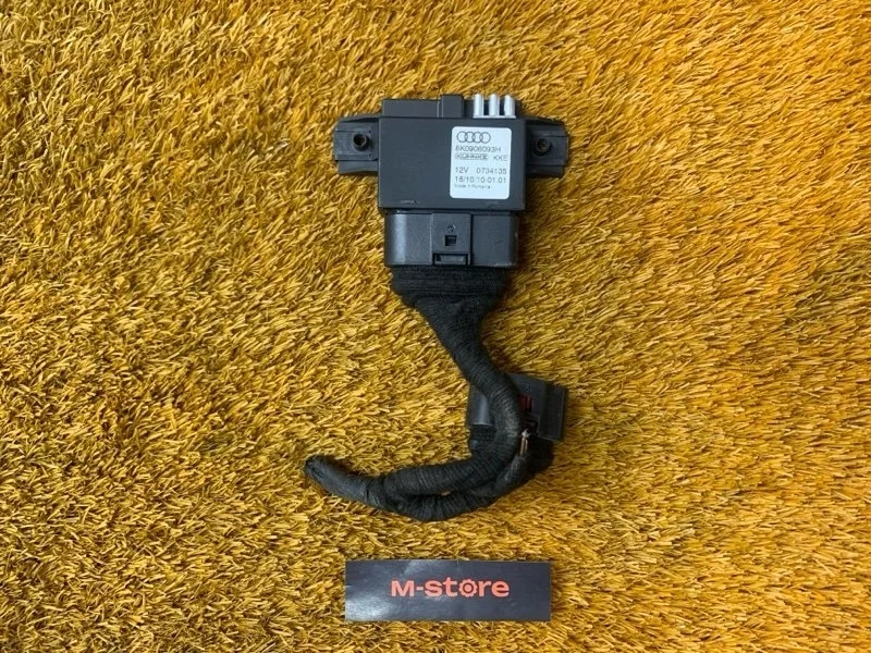 Блок управления топливным насосом Audi A5 2010 8K0906093H 8T CDNC