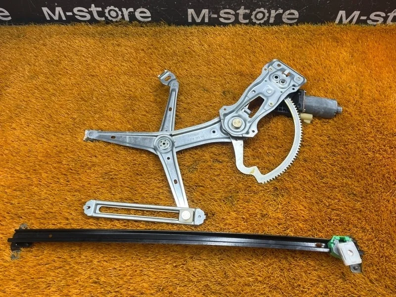 Стеклоподъемник Mercedes-Benz M-Class 2000 A1637201146 W163 112.942, передний левый