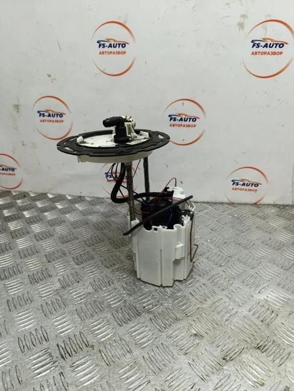 Топливный насос Chevrolet Cruze 2013 13503672 УНИВЕРСАЛ 1.6 F16D4
