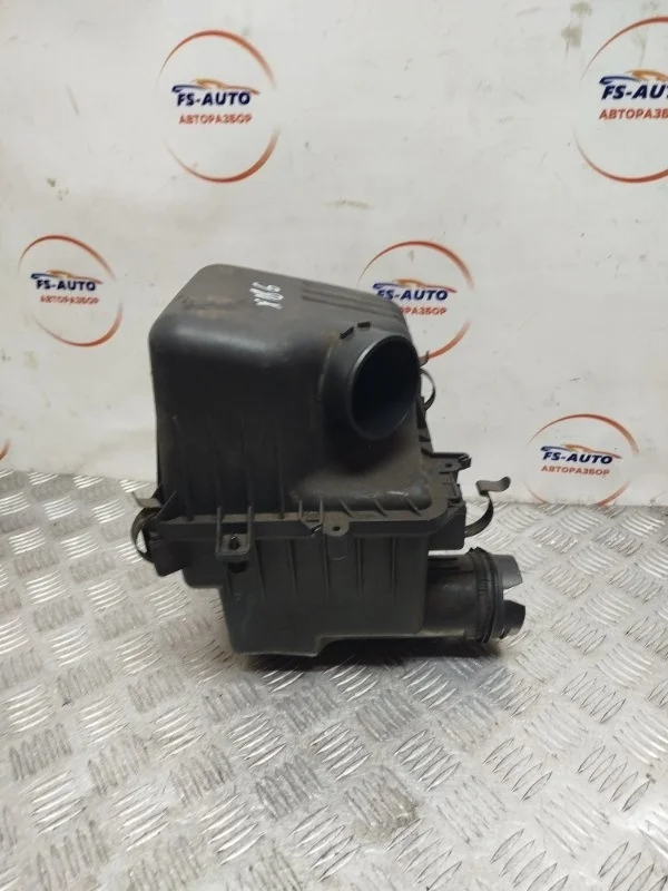 Корпус воздушного фильтра Kia Ceed 2009 281101H050 ХЕТЧБЕК 1.4 G4FA