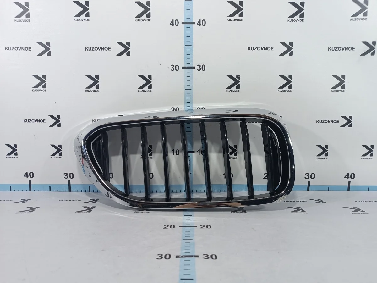 Решетка радиатора BMW 5-Series 2016- G30