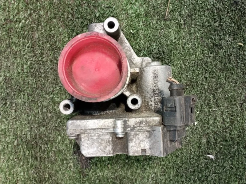 Заслонка дроссельная электрическая Renault Scenic