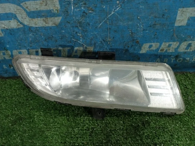 Фара противотуманная передняя правая Ssang Yong
