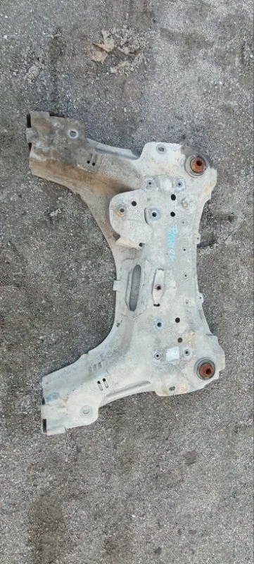 Балка подмоторная передняя Renault Fluence K4M