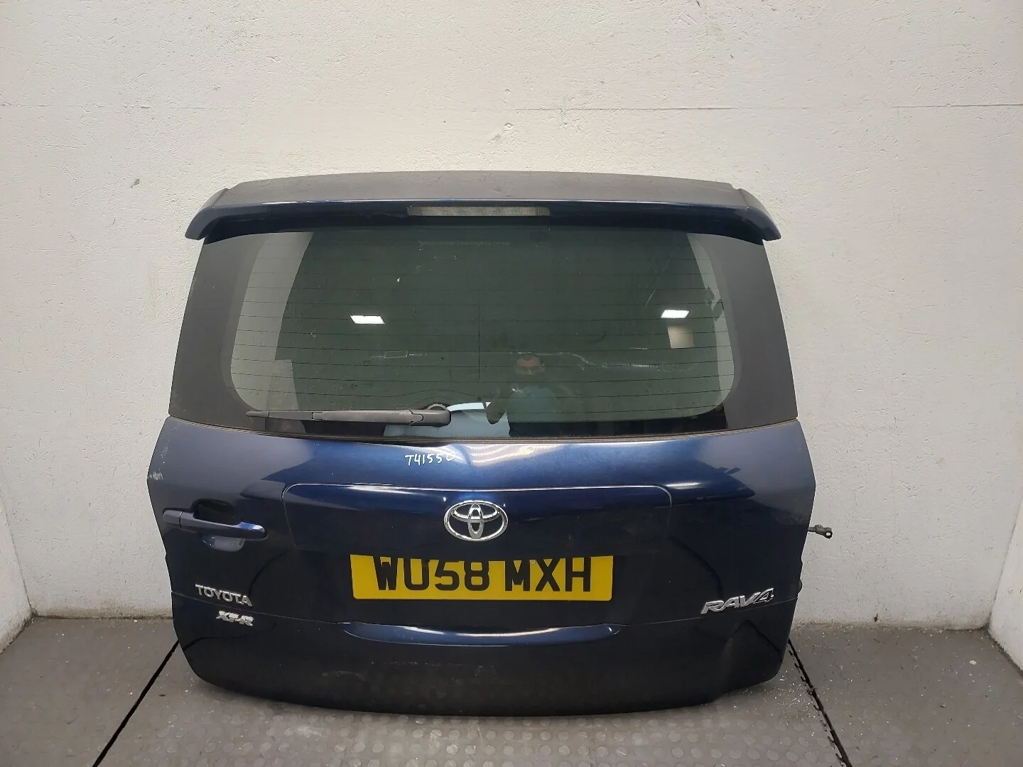 Крышка (дверь) багажника Toyota RAV 4 2006-2013 КПП автомат 4х4 (АКПП) 1AZFE Бензин 2 л Инжектор