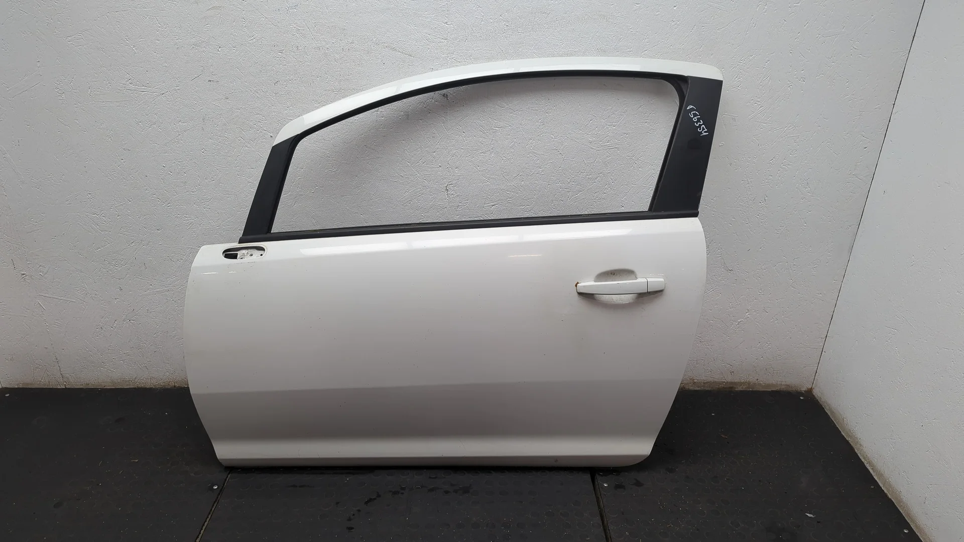 Дверь боковая (легковая) Opel Corsa D 2006-2014 КПП 5-ст.мех.(МКПП) A14XER Бензин 1.4 л Инжектор