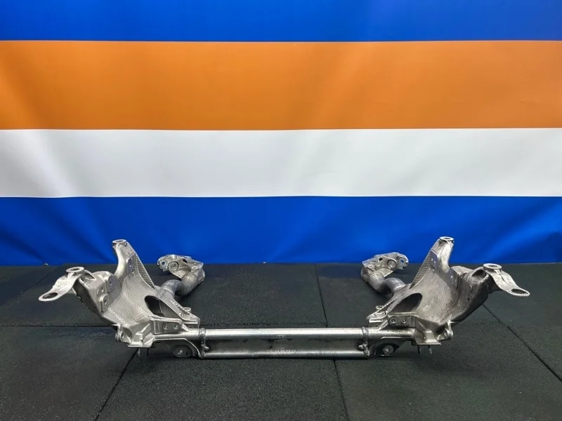 Балка поперечная Audi Q5 2012 8R0399315J 8R 3.0 CTVA, передняя