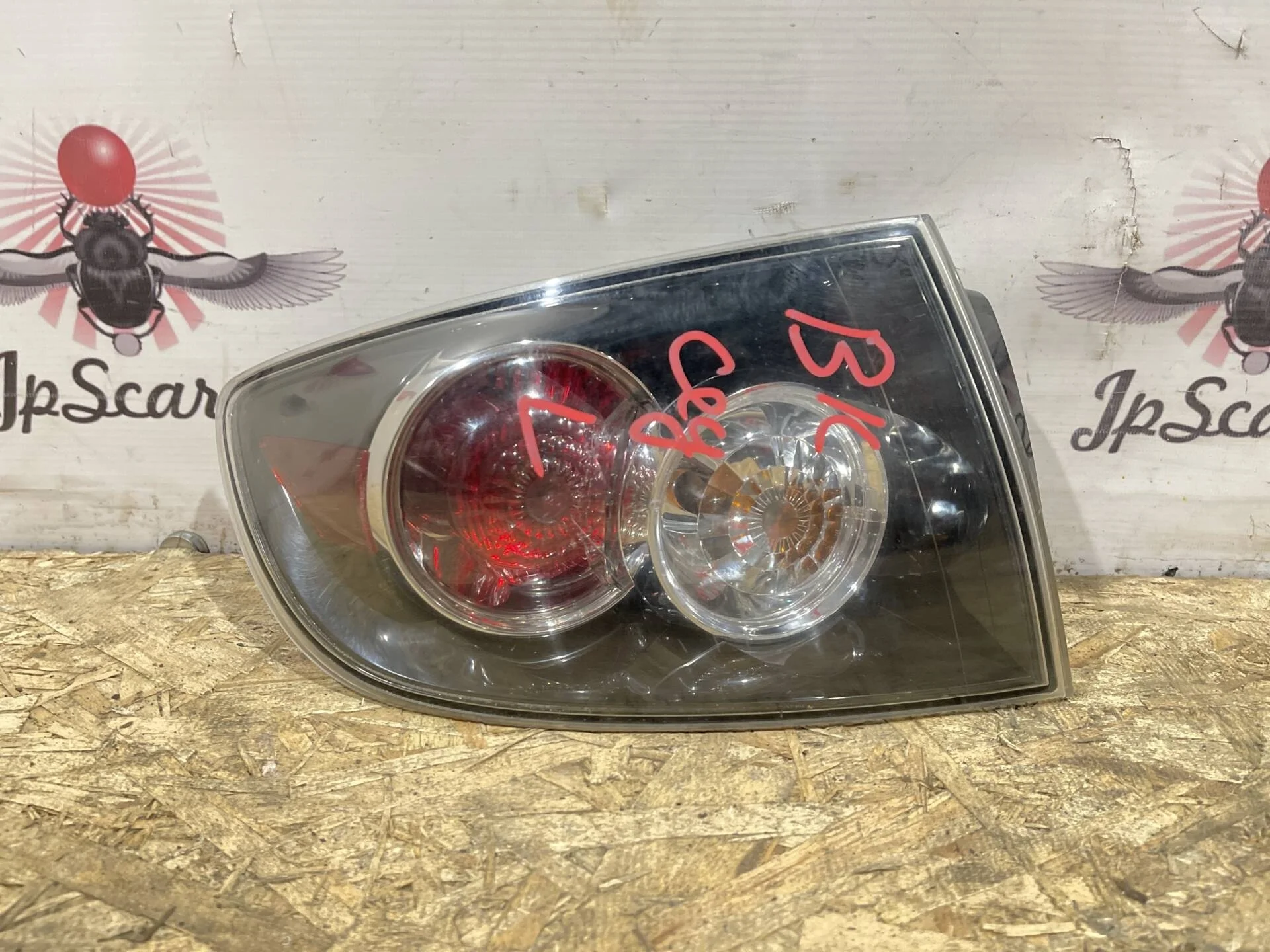 Фонарь задний левый Mazda 3 BK Седан Рестайлинг