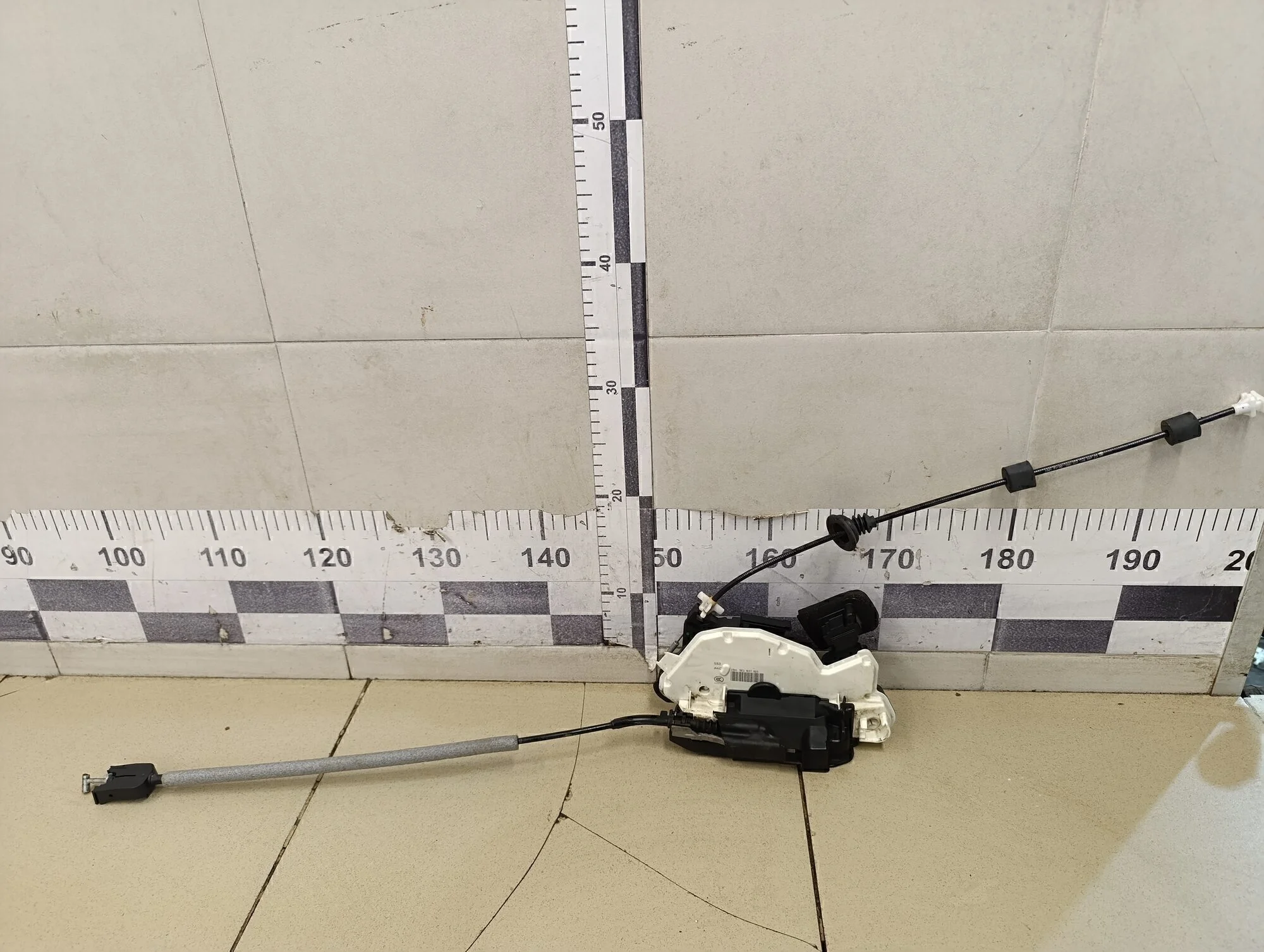 Замок двери передней левой Octavia (A7) 2013>