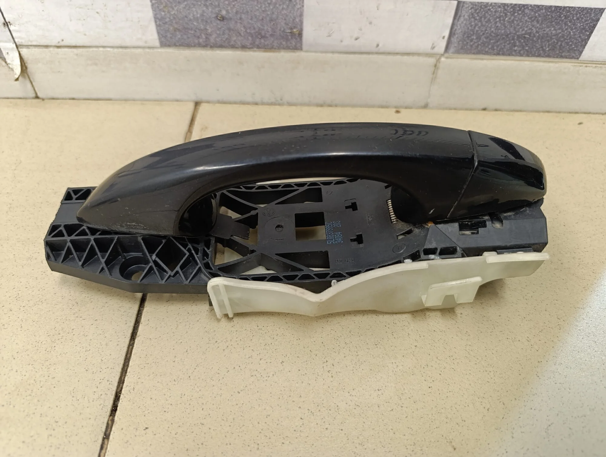 Ручка двери задней наружная левая Octavia (A7) 2013>