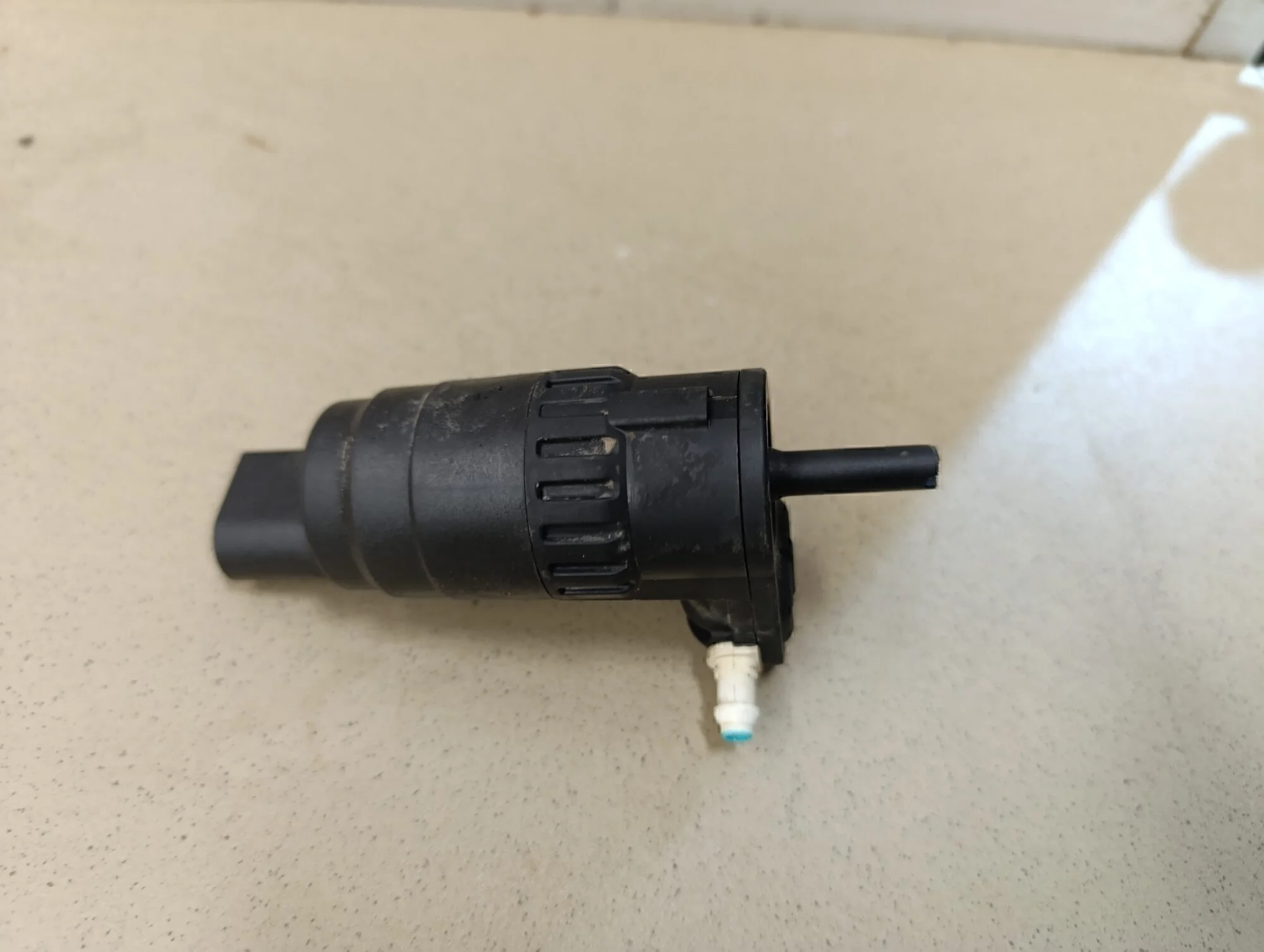 Насос омывателя A3 (8L1) 1996-2003