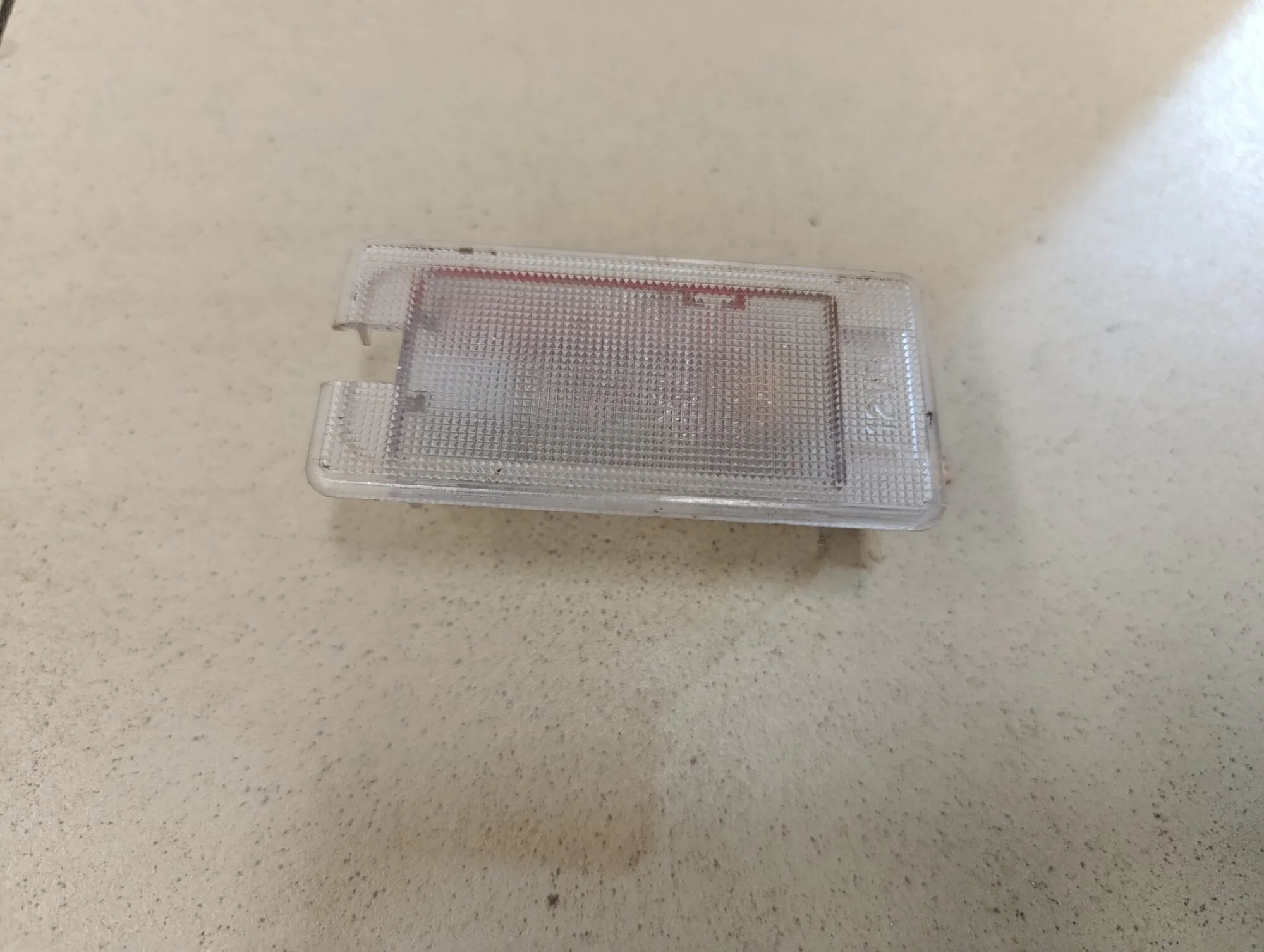 Плафон салонный Elantra 2000-2005