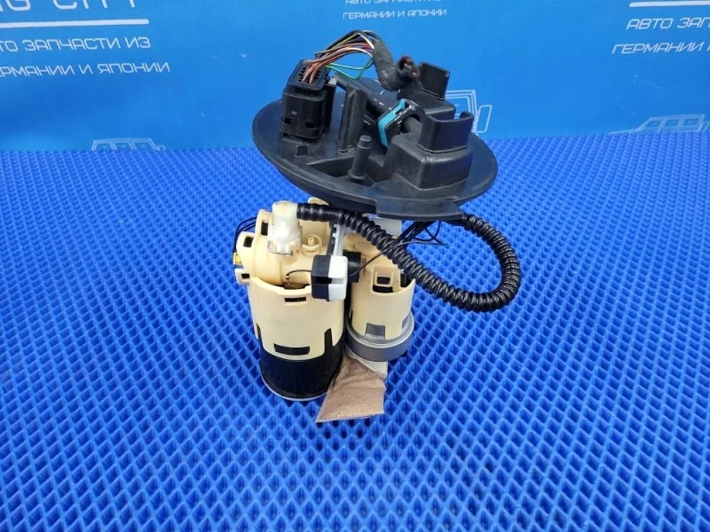 Топливный насос Mercedes-Benz C-Class 2016 A2054701594 W205 М274910