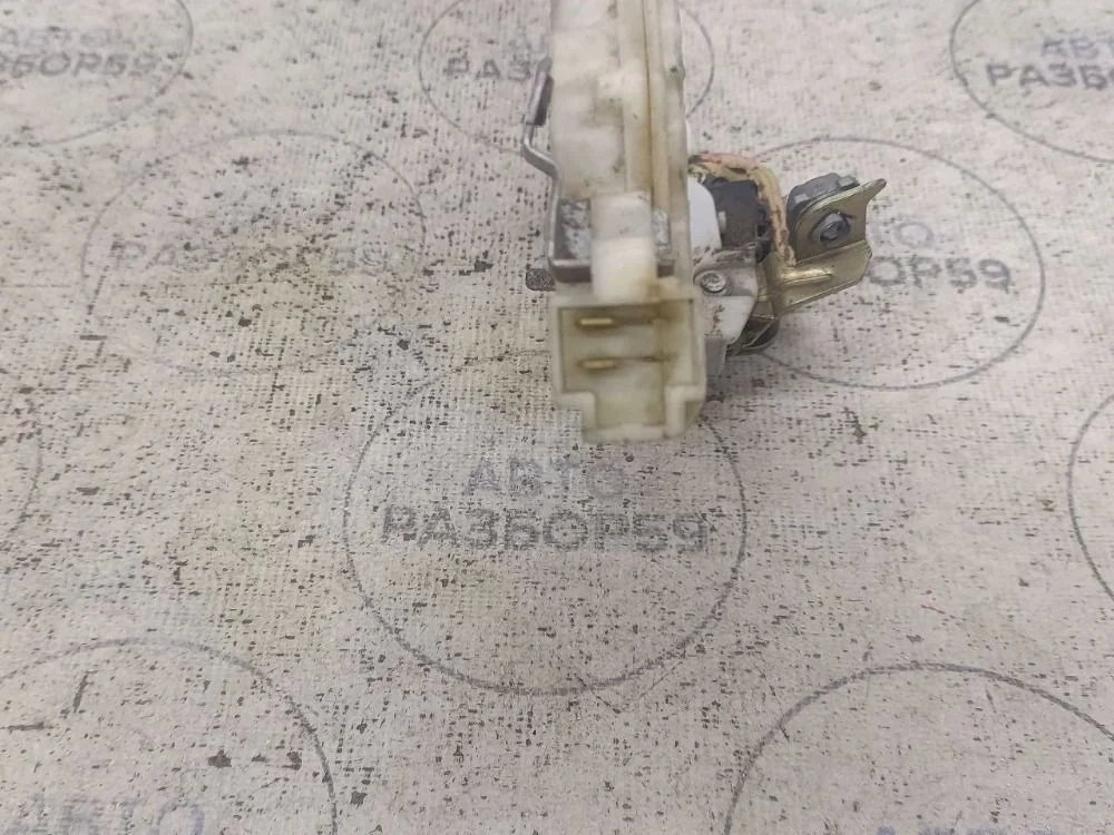 Замок двери задней правой Nissan Almera N16 рестайлинг (2002—2006)