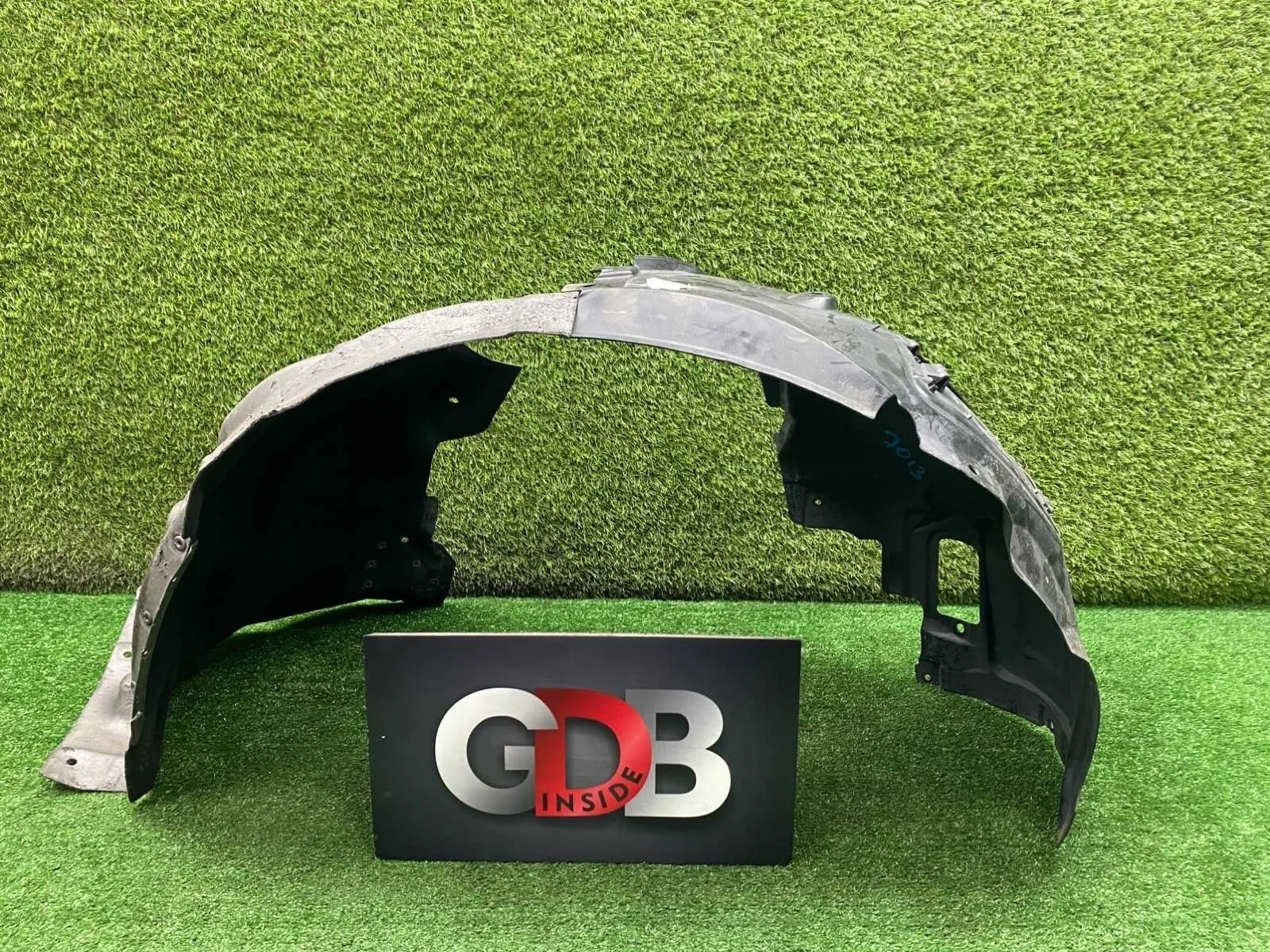 Подкрылок BMW 3 series 04.03.2016 51717260700 F30 B48B20A, передний правый
