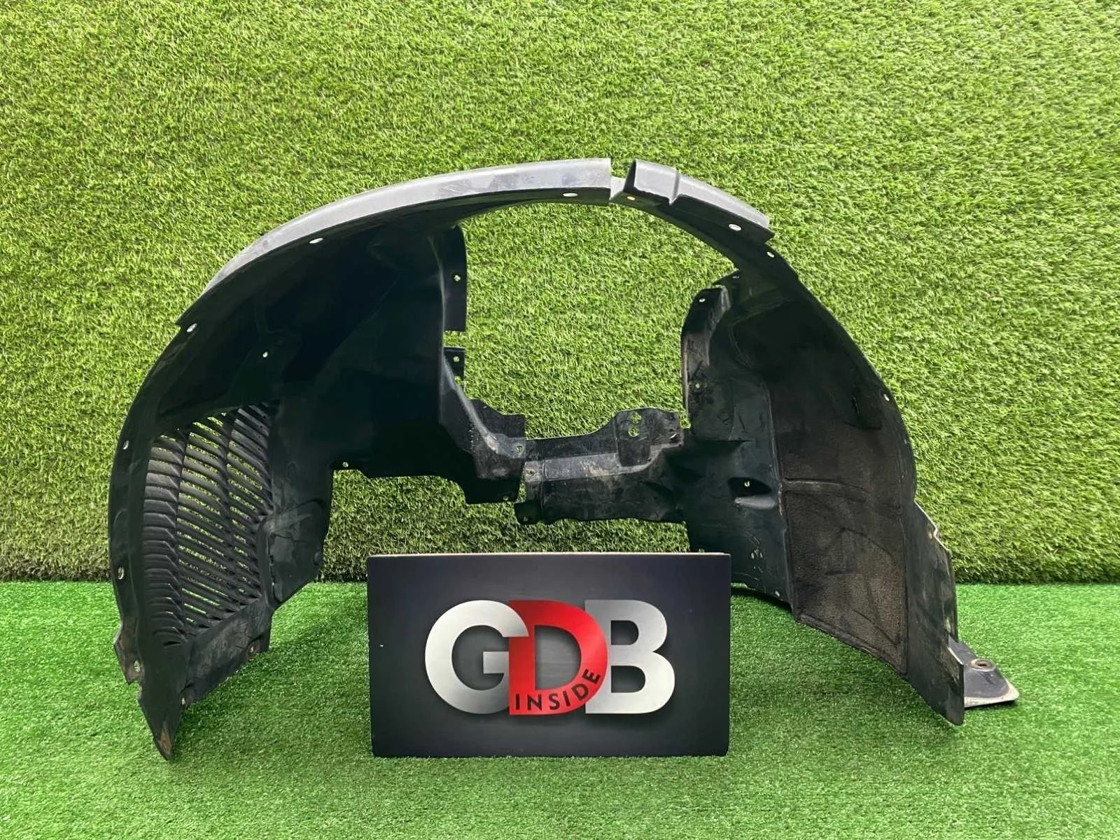 Подкрылок BMW X5 22.10.2013 51717290853 F15 N57D30A, передний левый