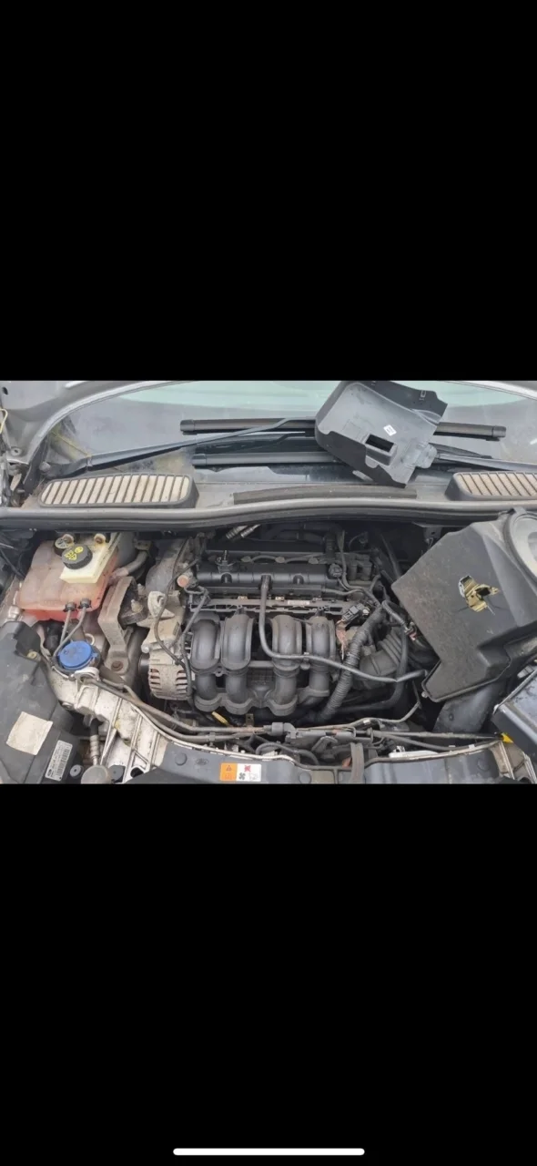Двигатель Ford C-MAX дорест. 2010—2015 1752082