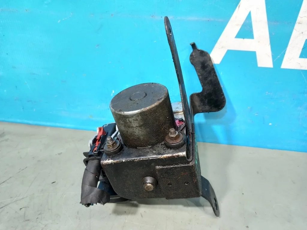 блок abs Kia Ceed 1 2010-2012 06.10.2010