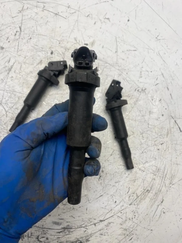 Катушка зажигания Peugeot 308 1 597064 EP6