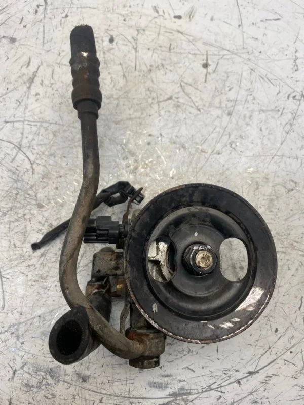 Насос ГУР Kia Rio 2 571001G000 G4EE