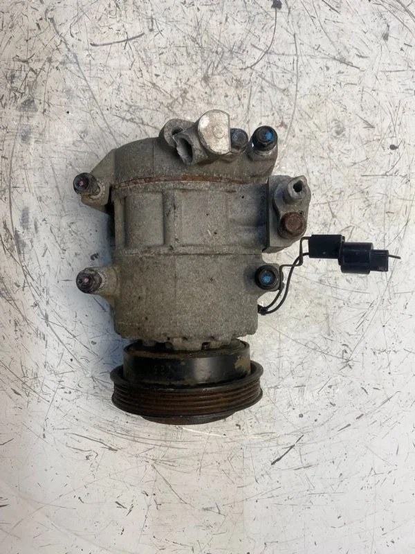 Компрессор кондиционера Kia Rio 2 1127024600 G4EE