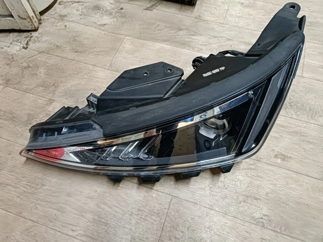 Фара Hyundai Elantra 6 2020 HMC92101F2, передняя левая