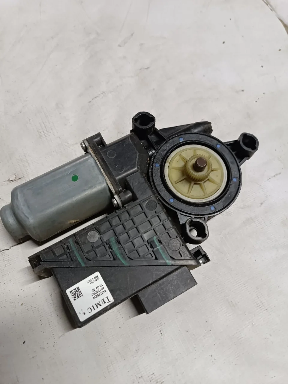 Моторчик стеклоподъемника Skoda Fabia 1 2003 6Y1959801, передний правый