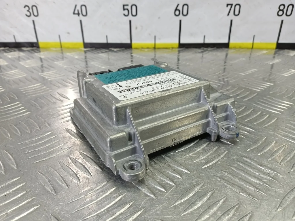 Блок управления SRS (AIR BAG) MAZDA 3 BK рестайли