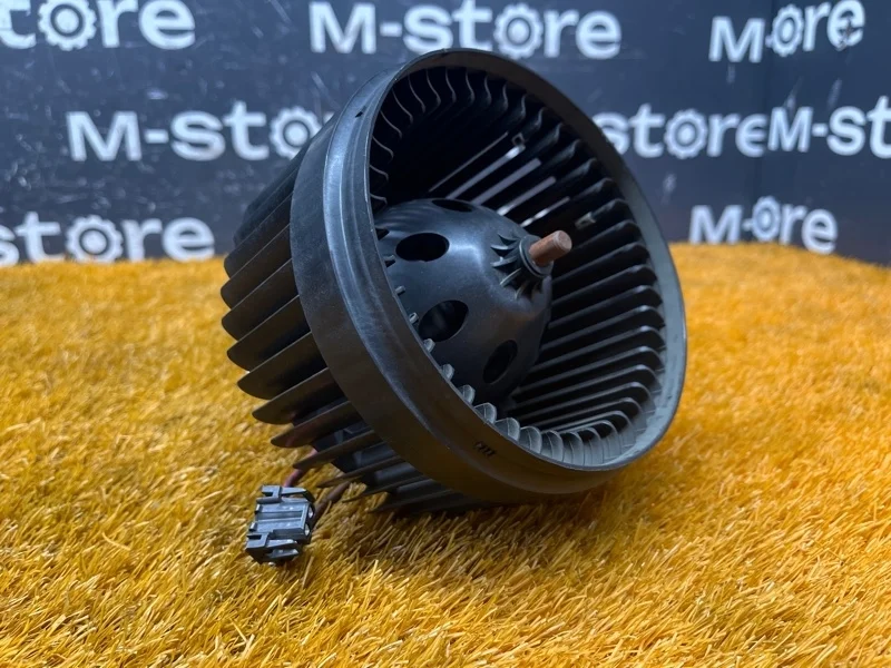 Мотор печки Mercedes-Benz C-Class 2003 A2038202614 W203 271.946