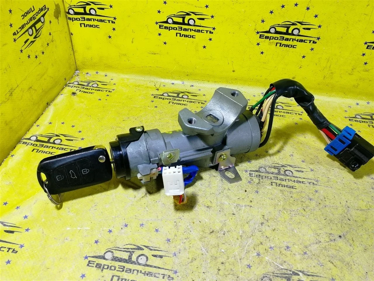 Замок зажигания Kia Ceed 1 819101H000 ED