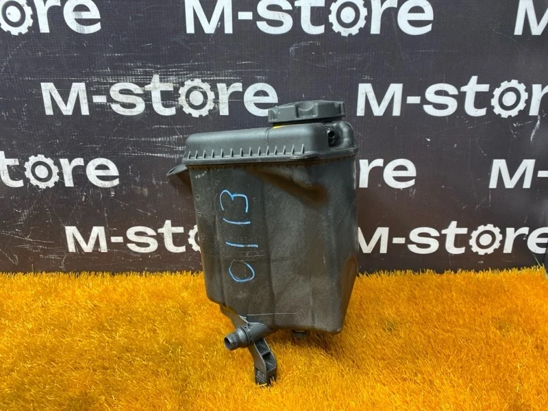 Бачок расширительный BMW 5-Series 2013 17137647283 F10 N47D20C