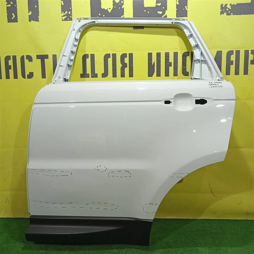 Дверь задняя левая  Land Rover Range Rover Sport 2 L494 2013 LR044229 5504