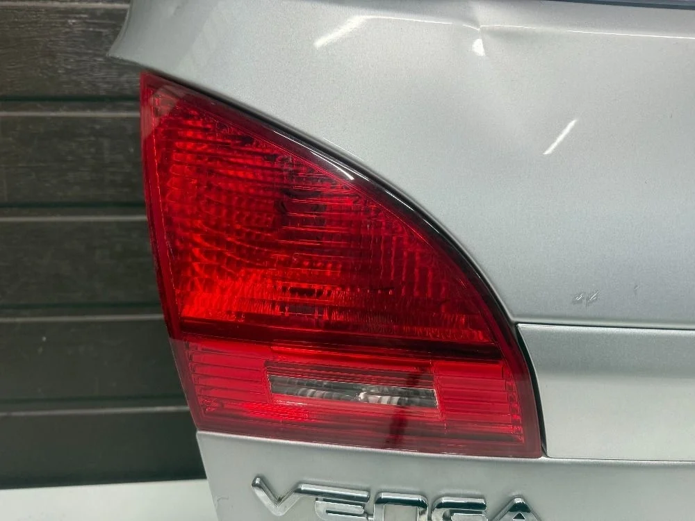 Фонарь крышки багажника внутренний Kia Venga I (2009—2014)