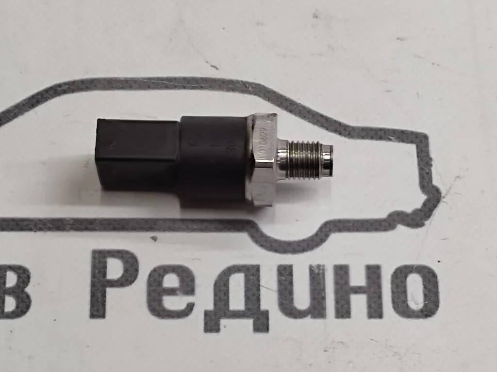 Датчик давления топлива Mercedes-Benz