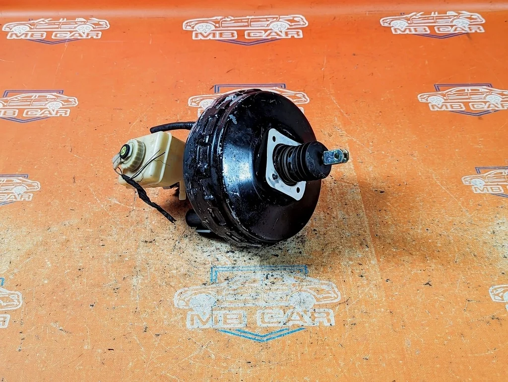 Вакуумный усилитель тормозов Mercedes-Benz