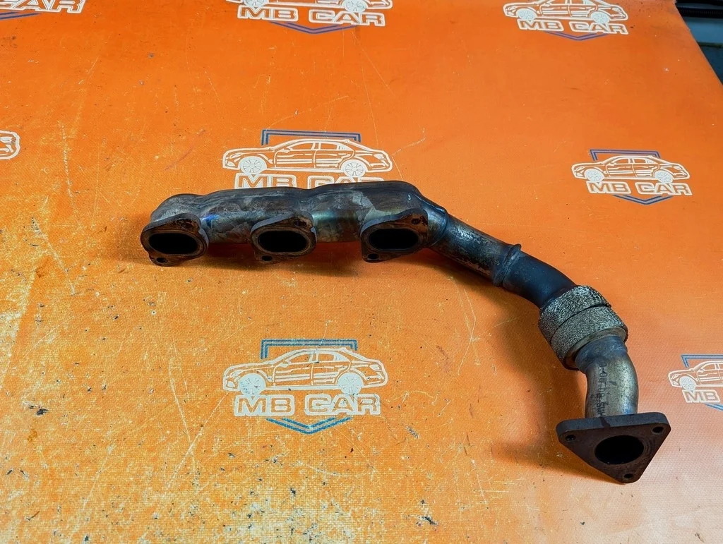 Коллектор выпускной Mercedes-Benz