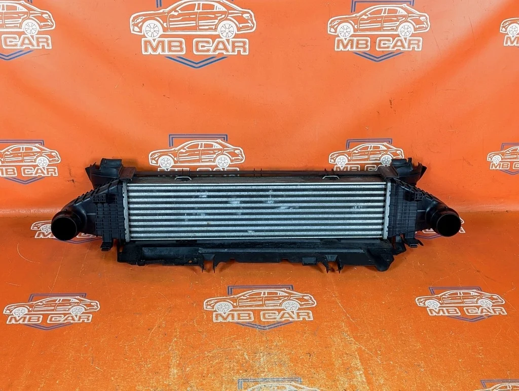 Интеркулер Mercedes-Benz