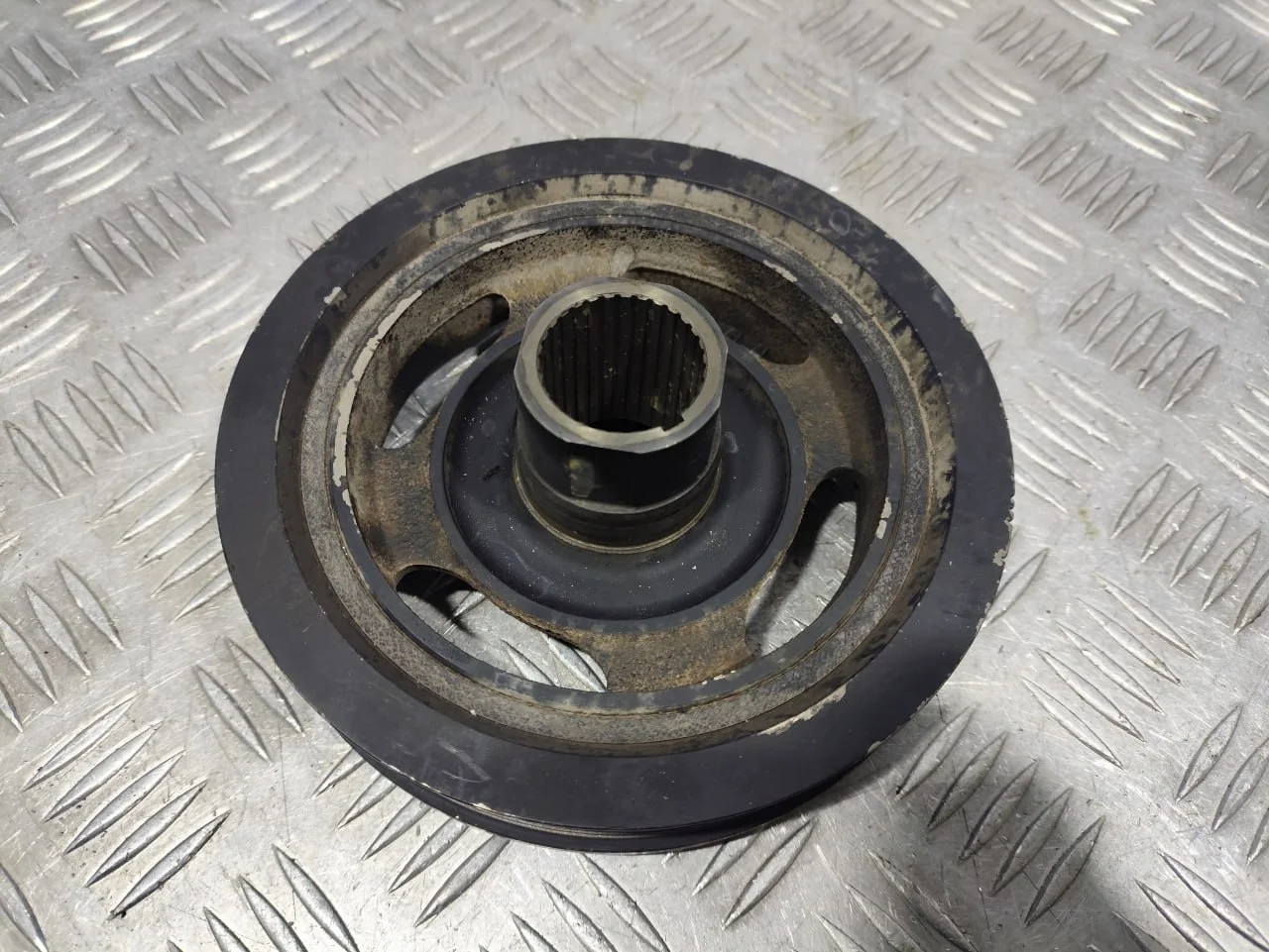[Б/У] Шкив коленвала Honda [Код: 00572105 ]