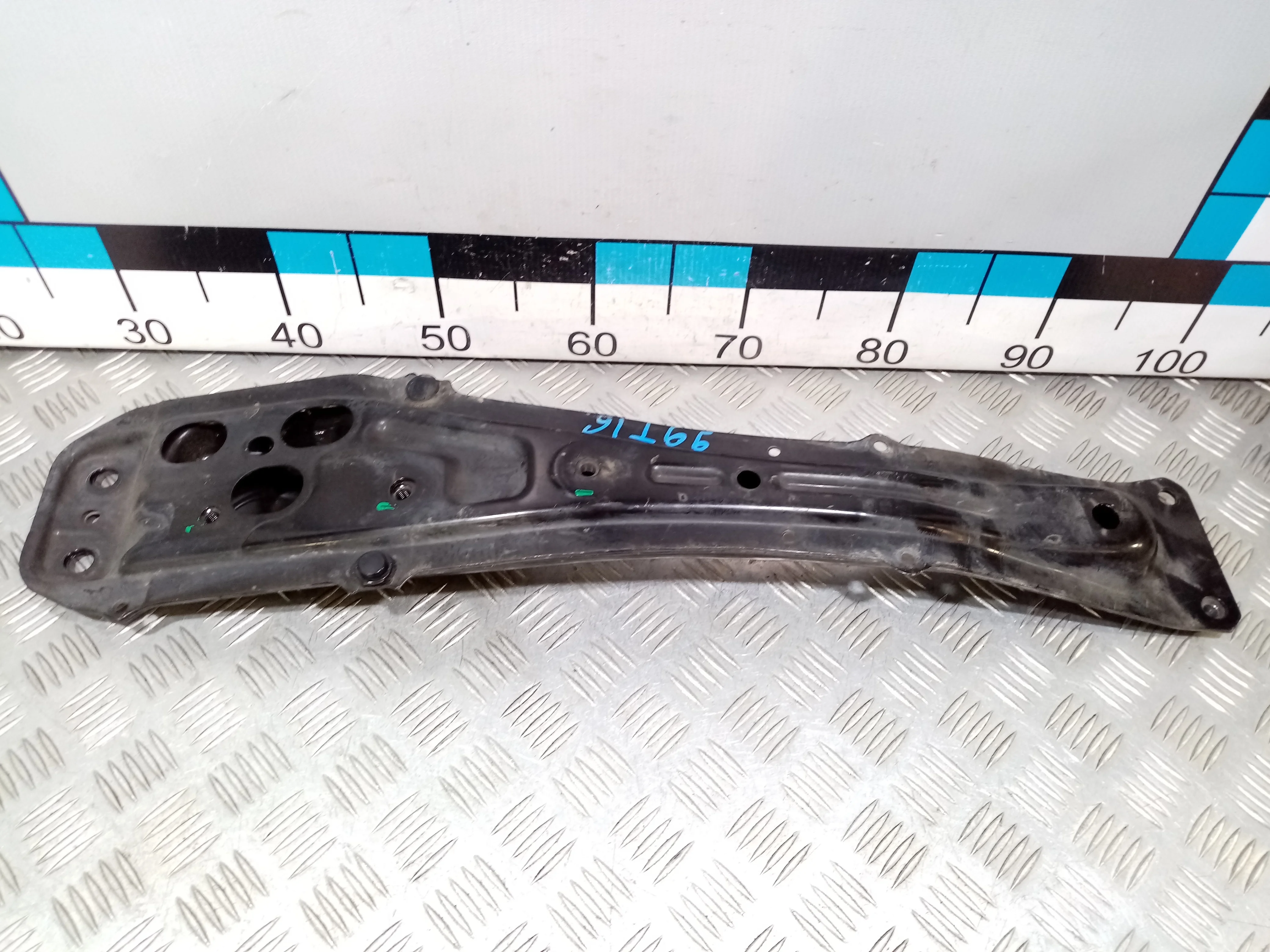 [Б/У] Балка передняя продольная [Код: 00481145 ]