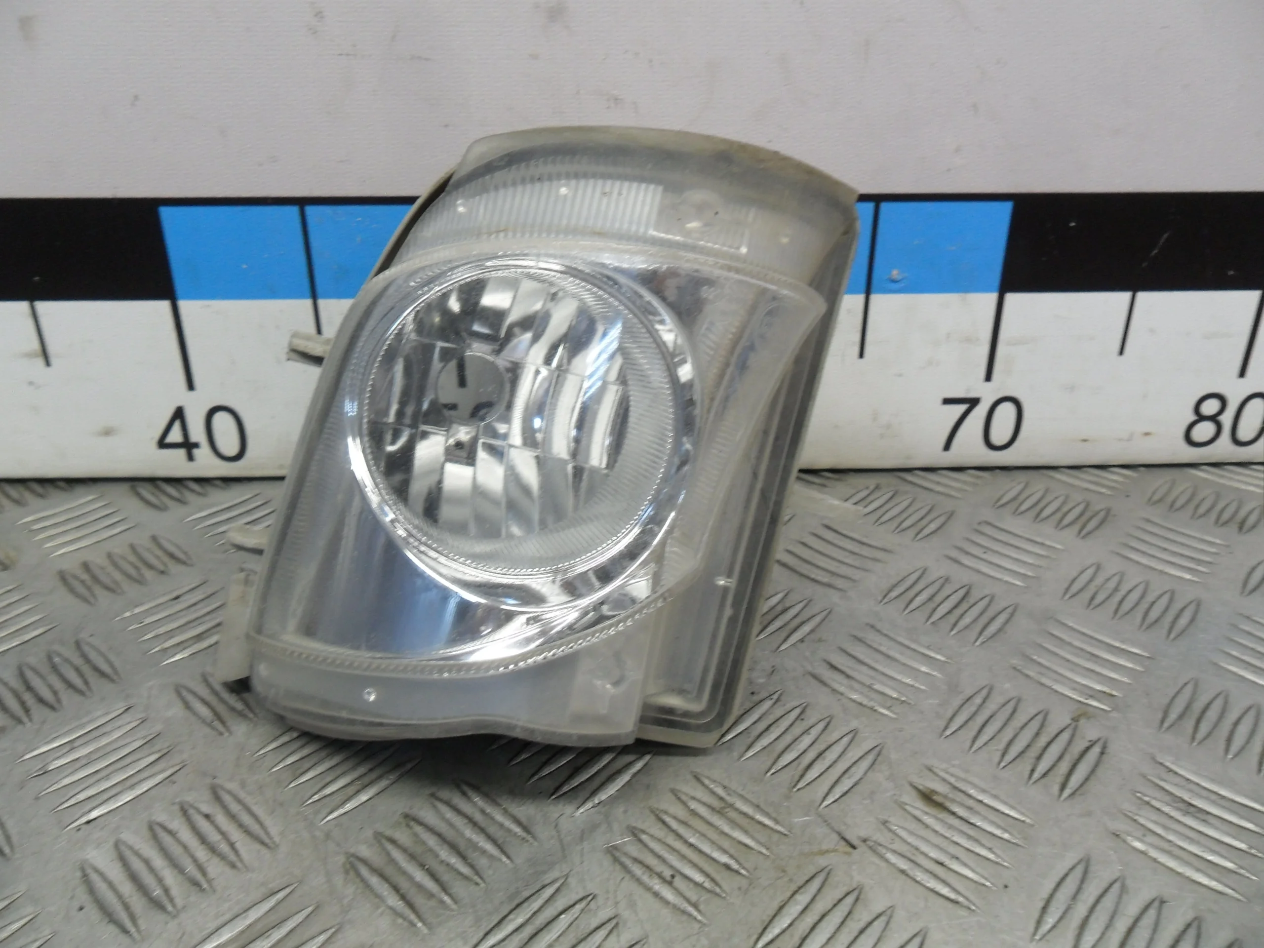 [Б/У] Фара противотуманная левая [Код: 00356129 ]