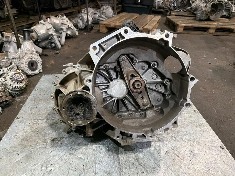 МКПП Volkswagen 0AJ300040R