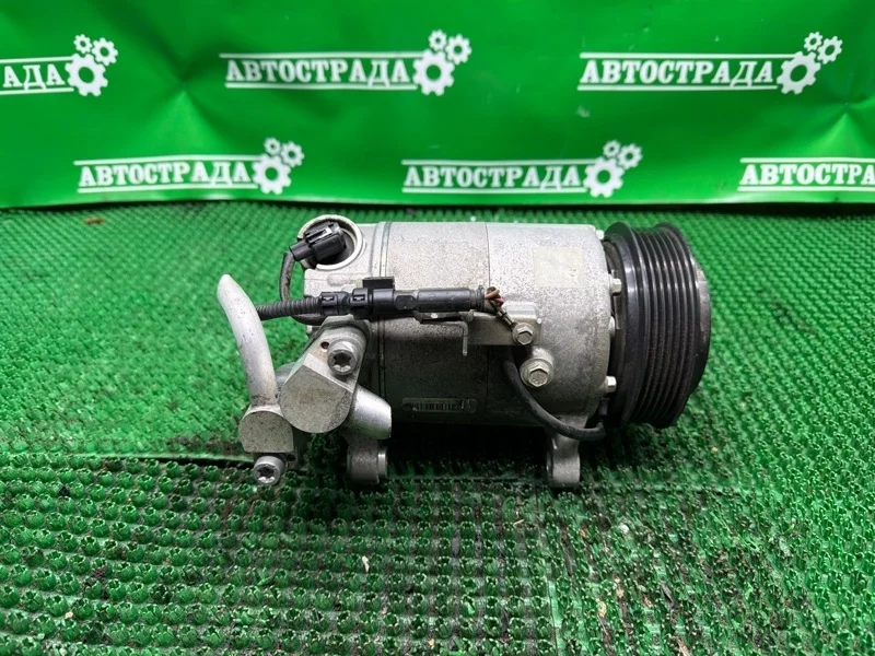 Компрессор кондиционера BMW 64526826880