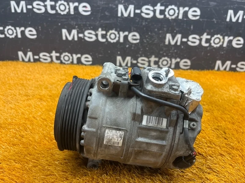 Компрессор кондиционера Mercedes-Benz V-Class 2012 A0012301711 W639 272.978