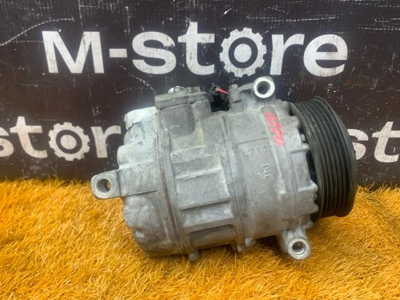 Компрессор кондиционера Mercedes-Benz CLS-Class 2005 A0012301411 W219 272.964