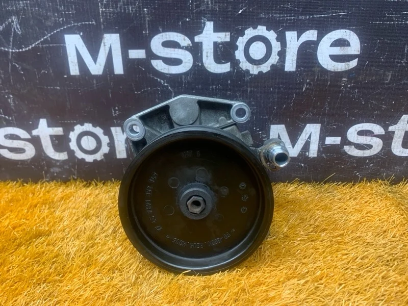 Гидроусилитель Mercedes-Benz CLS-Class 2005 A0044663601 W219 272.964